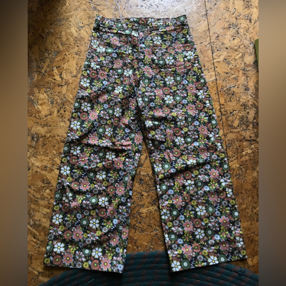 Retro wide leg floral pants